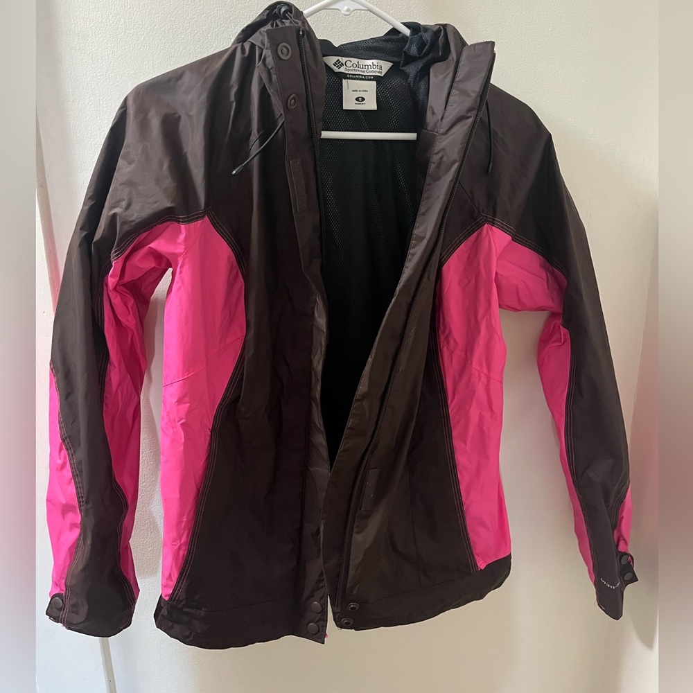Columbia windbreaker.